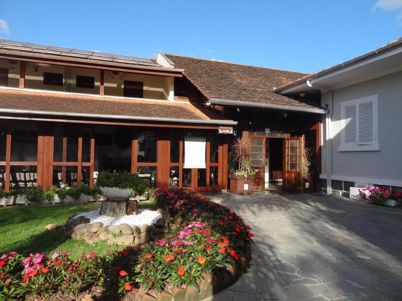 Dein Haus Pousada Pomerode Exterior photo